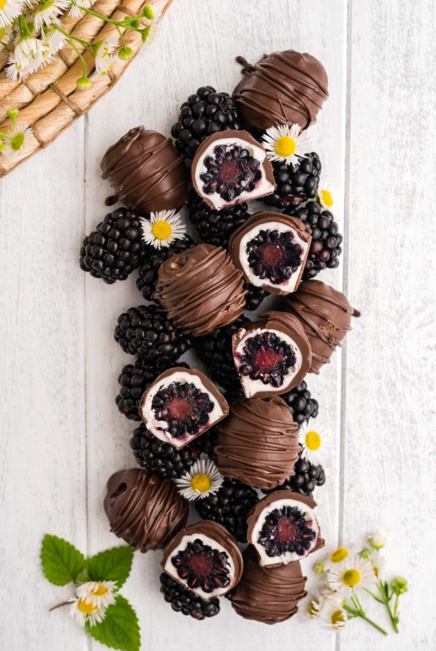 INDULGENCE COLLECTION