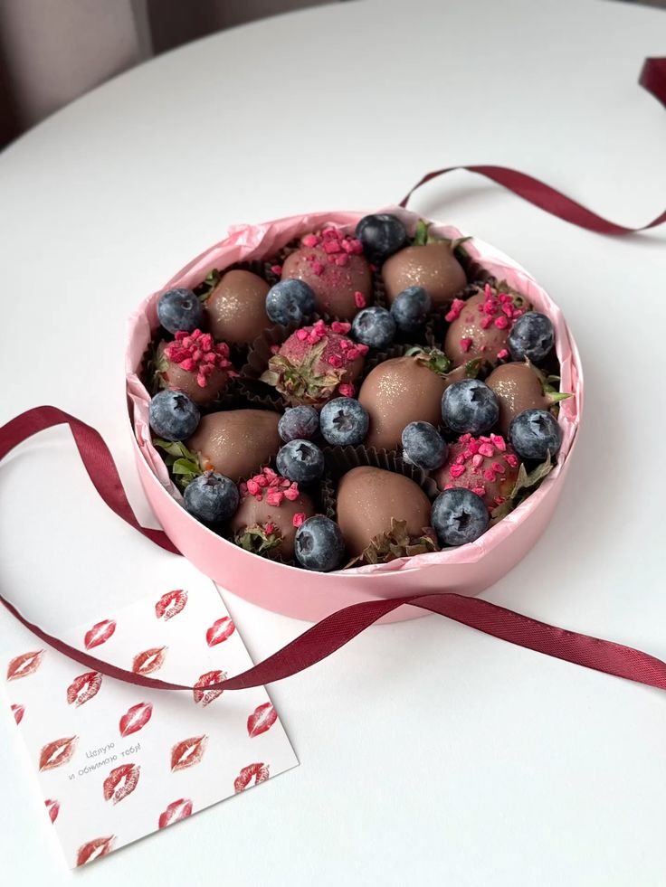 Fresh Strawberry with Blueberry