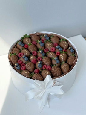 Fresh Strawberry with Blueberry